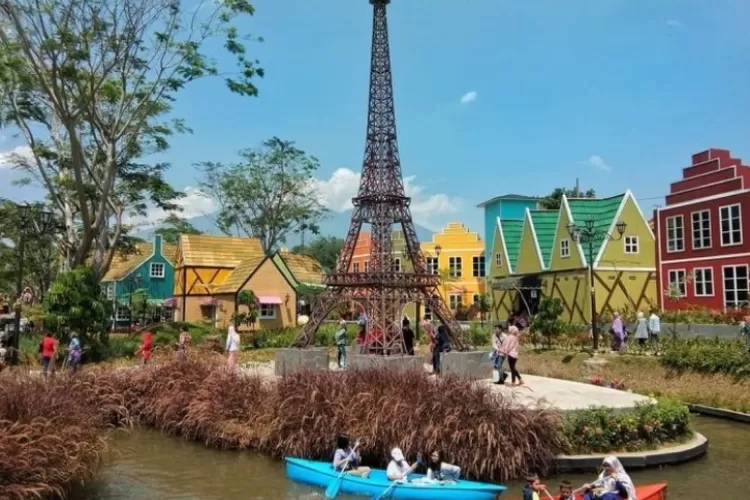 Tempat Wisata di Bogor dengan Konsep Eropa, Tak Perlu Keluar Negeri!  (id.pinterest.com)