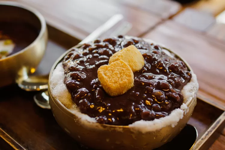 Buffet Homestead Cafe, Cafe di Bandung yang ada Korean Dessert (unsplash.com)
