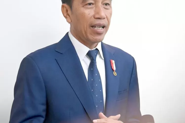 Presiden Republik Indonesia, Joko Widodo beri komentar soal Gibran jadi cawapres Prabowo. (Instagram/jokowi)