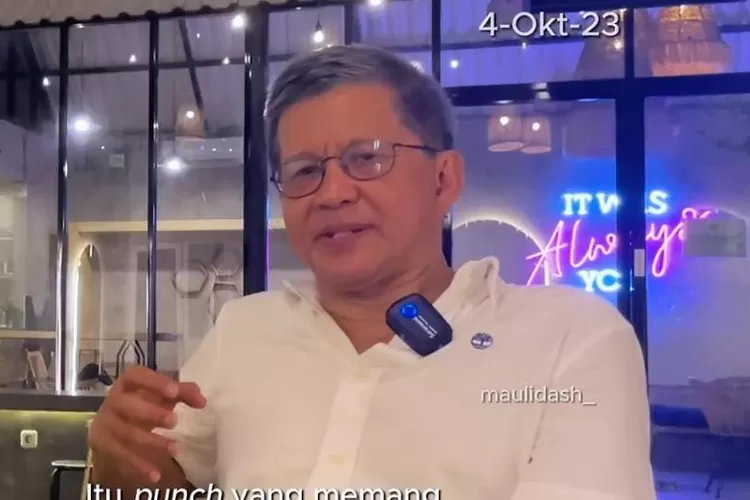 Rocky Gerung mengatakan bahwa pencalonan Gibran tersebut hanyalah sebatas instrumen Jokowi saja.  (Youtube/maulidasrihandayani)