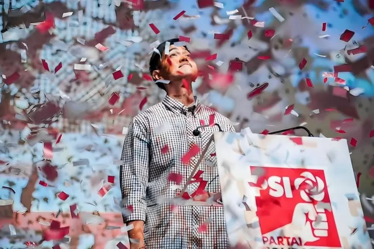 Kaesang Pangarep Ketua Umum (Ketum) PSI dukung Prabowo-Gibran. (Instagram/kaesangp, erinagudono)