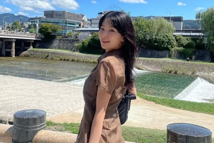 Cerita Suelgi Red Velvet dibalik challenge Get A Guitar dengan RIIZE (Instagram @hi_sseulgi)