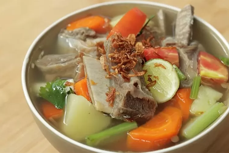 Resep Sup Iga Sapi Kuah Bening Kuliner Khas Betawi Yang Menyegarkan Dan Menghangatkan Badan