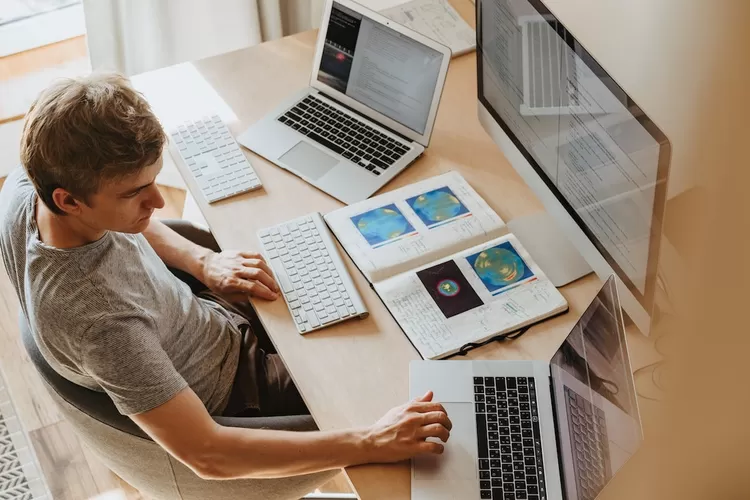 Ilustrasi  Peruntungan horoskop Shio Macan dan Shio Kelinci sepekan mulai Minggu 10 September 2023, Anda ekstra produktif (Pexels.com/olia danilevich)