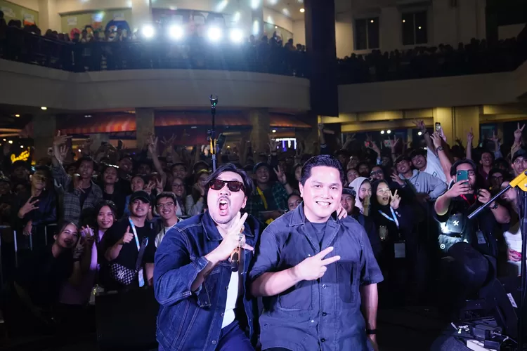 erick tohir ikut menyaksikan penampilan david bayu (Bisnisbandung.com/ Ferindra)