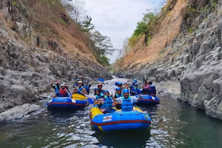 Leuwi Kanjeng Dalem ialah kawasan spesial di Garut Selatan, persisnya di Sungai Cisanggiri.  (dok jabarprov.go.id)