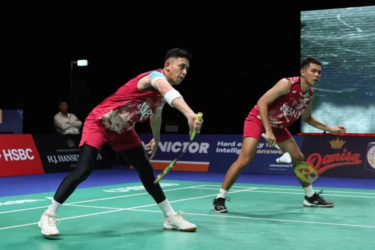 Pasangan ganda putra Indonesia Fajar Alfian/Muhammad Rian Ardianto dalam babak 16 besar Denmark Open 2023.  (ANTARA/HO/PBSI)