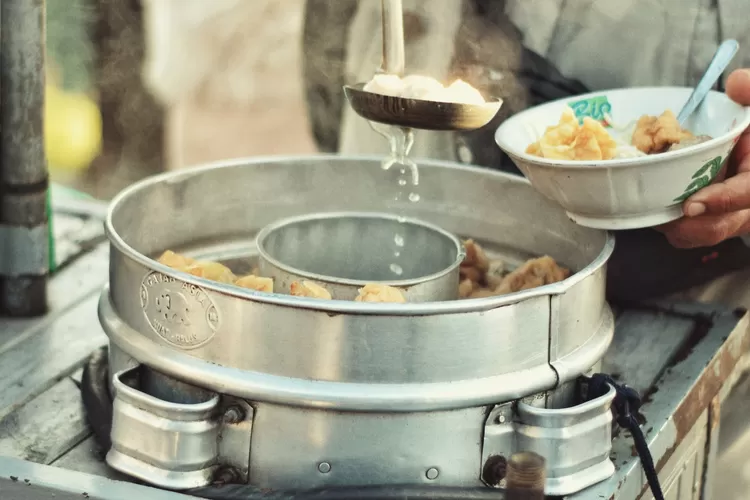 Lokasi Di Jateng Ini Warung Bakso Terpencil Di Tengah Hutan Yang Buka Dari Jam Malam