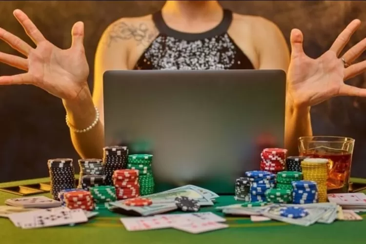 Ilustrasi. Berbagai macam modus dilakukan para pengelola judi online untuk memikat korban. 