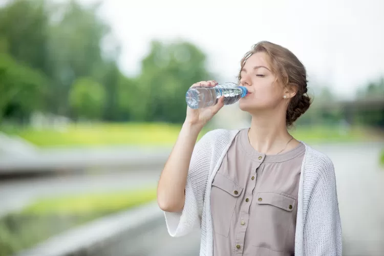 Berapa Banyak Air Yang Harus Diminum Per Hari Ini Kata Ahli Agar Orang Orang Tak Asal Minum