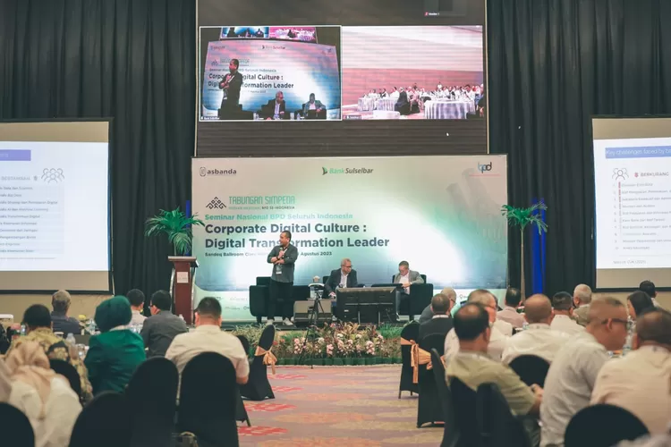 Dalam rangkaian kegiatan Penarikan Undian Nasional Simpeda Periode I XXXIV 2023, di mana Bank Sulselbar menjadi tuan rumah. FOTO/Istimewa. (FOTO/Istimewa.)