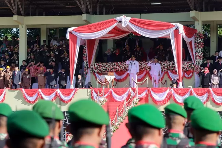 Upacara Peringatan Hut Ke 78 Ri Tingkat Kota Cimahi Di Lapangan