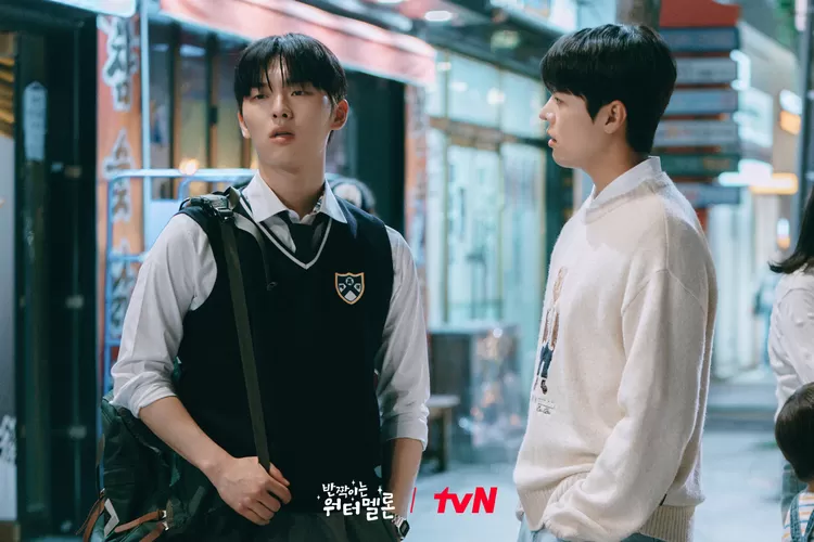 Streaming Drama Korea Twinkling Watermelon Episode 1 Sub Indo (instagam.com/tvndrama)