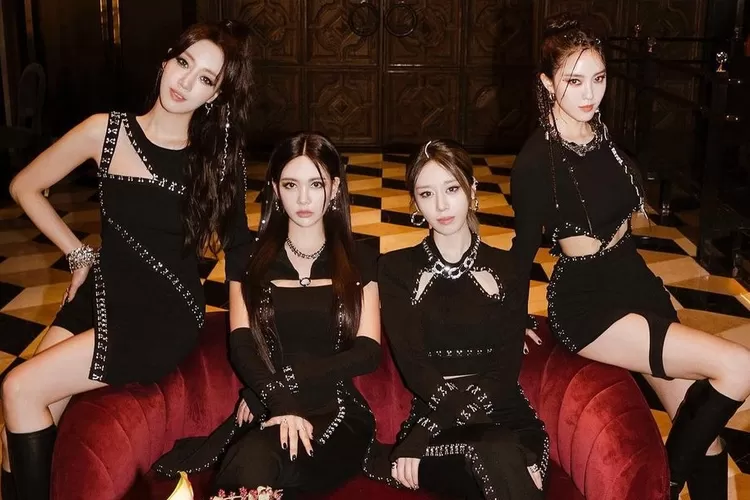 T-ara dalam comeback terbarunya (Instagram/@jiyeon2__)
