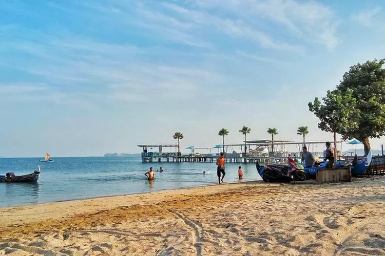 4 Km Dari Pusat Kota Jepara, Pantai Ini Memiliki Beragam Keindahan Dan ...