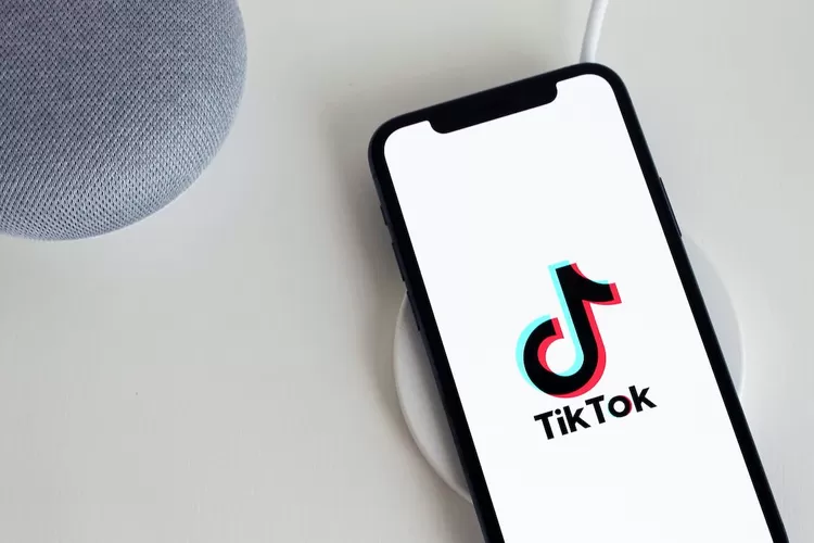 Tiktok shop kabarnya dihapus minggu depan, pedagang online kian meradang (Pexels/ Anton)