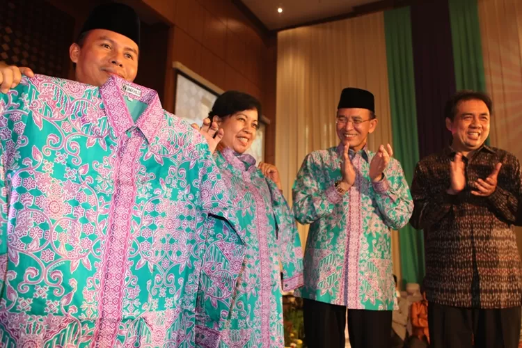 Sayembara Desain Batik Haji Indonesia Diikuti 422 Peserta, Pemanang ...