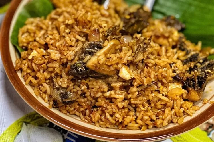 Ilustrasi nasi goreng yang merupakan makanan kaki lima paling populer di Depok, (istimewa)