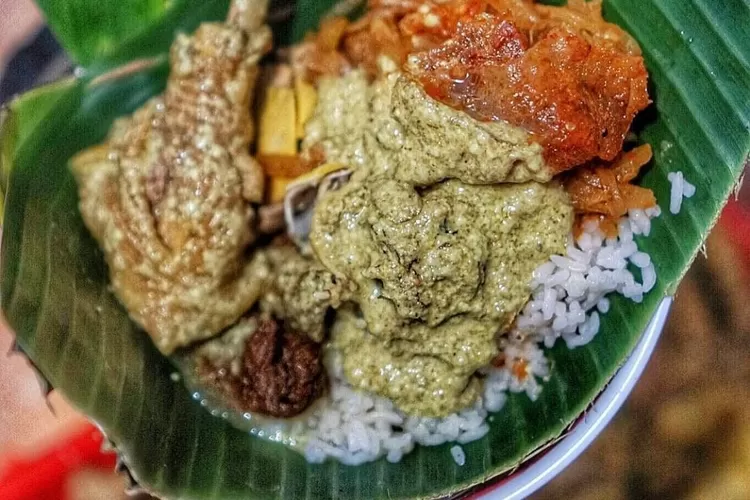 Wajib coba, 4 rekomendasi nasi ayam Semarang paling enak dan terkenal nikmat dan terlaris, cek disini selengkapnya (IG @dwiarifwicaksono)