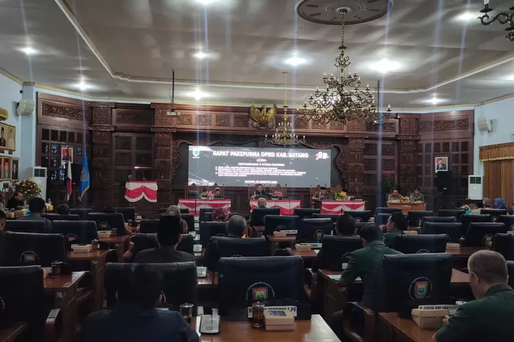 Suasana Rapat Paripurna DPRD Kabupaten Batang, Rabu 23 Agustus 2023.  (Foto: Muslihun kontributor Batang.)