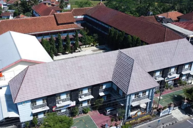 SMA terbaik di Banjarnegara (berbagai sumber)