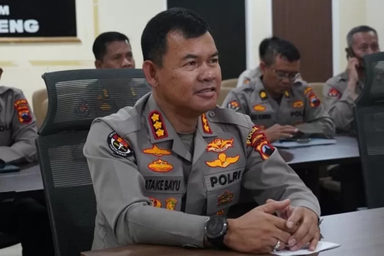 Kabidhumas Polda Jateng Satake Bayu mengimbau agar para pendaki tidak sembarang menyalakan api di tengah cuaca panas.  (Humas Polda)