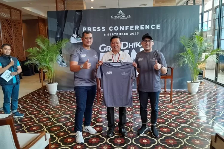 Jumpa pers Grandhika Run 2023 Semarang. Bakal ada diskon untuk 100 pendaftar pertama.  (Ayosemsarang.com/ Audrian Firhannusa)
