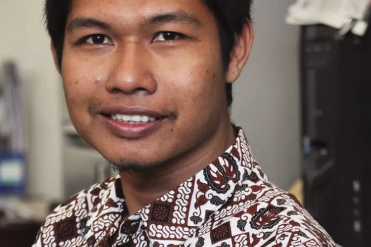 Muhajir, S.Pd. M.Hum. (Mahasiswa S3 Pendidikan Bahasa Indonesia Universitas Negeri Sebelas Maret). (dok pribadi.)