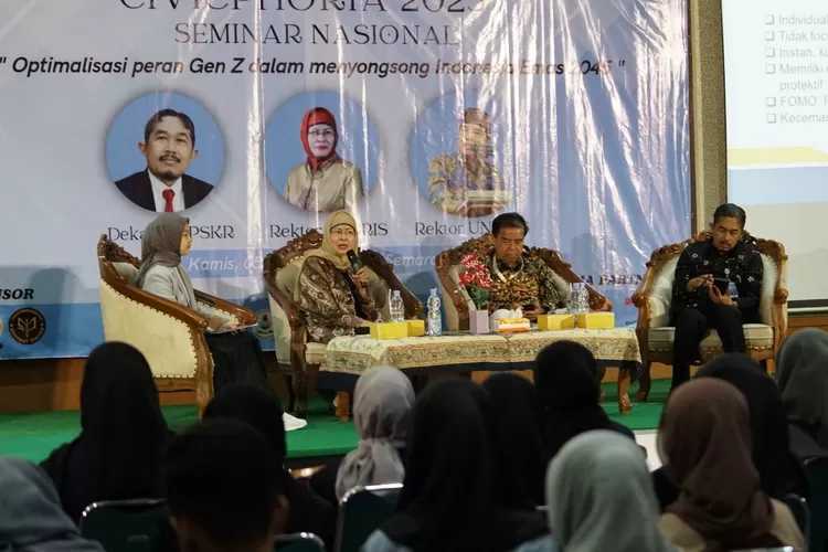 Seminar Nasional Civicphoria yang diselenggarakan oleh Hima PPKn, di gedung kampus 4 UPGRIS, belum lama ini.  (dok Humas UPGRIS)