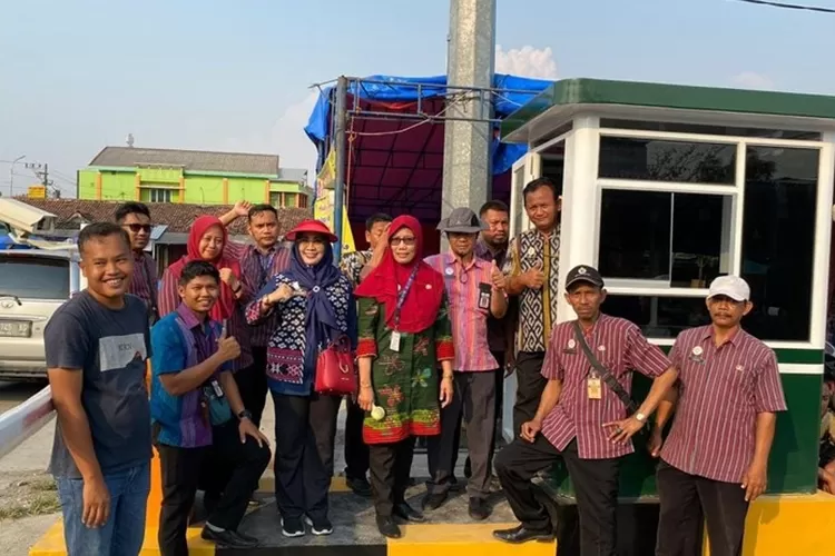 Dinas Pariwisata Demak uji coba posko portal Taman Parkir Tembiring