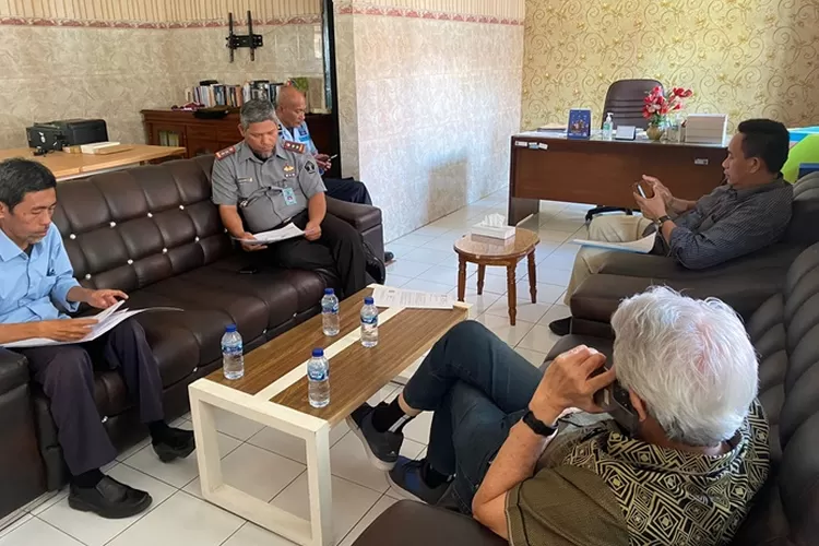 Evaluasi setoran Penerimaan Negara Bukan Pajak (PNBP) tahun 2023 di Lapas Terbuka Kendal.  (dok)