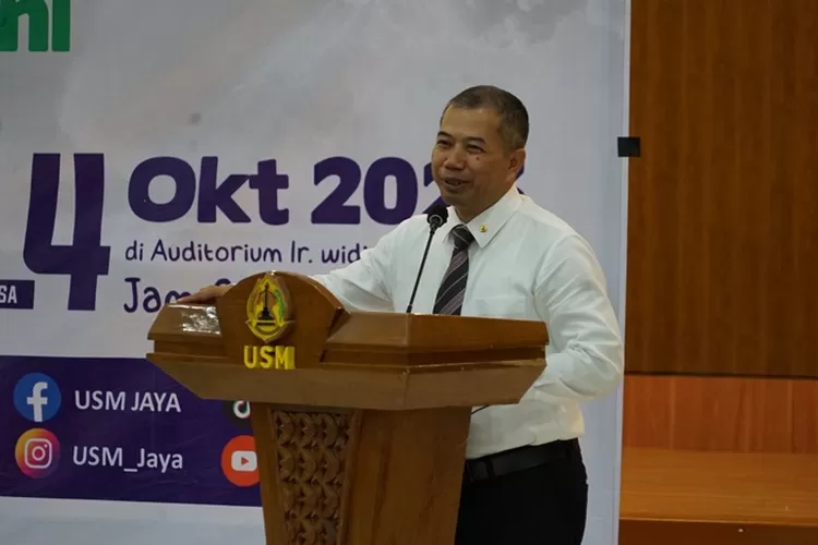 Rektor USM Dr Supari ST MT