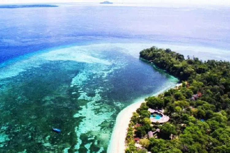 Melihat Pulau Siladen Salah Satu Pulau Terindah Di Sulawesi Utara Jurnal Flores