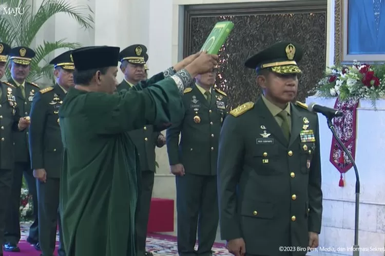 SAH! Letjen Agus Subiyanto Resmi Jadi KSAD Baru Gantikan Dudung ...