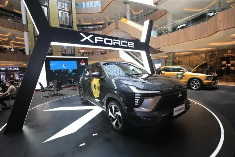 Peluncuran lokal XForce di kota Bandung  (foto PT MMKSI)