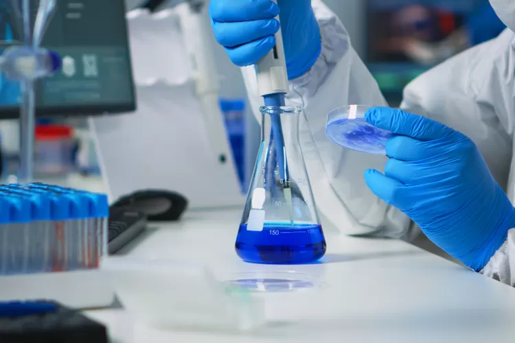 Mahasiswa di IPB terbakar saat melakukan penelitian,di laboratorium