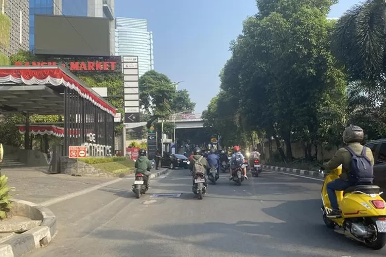 Perbaikan Jalan di Lampu Merah Ragunan Selesai, sehingga lalu lintas lancar (Istimewa)