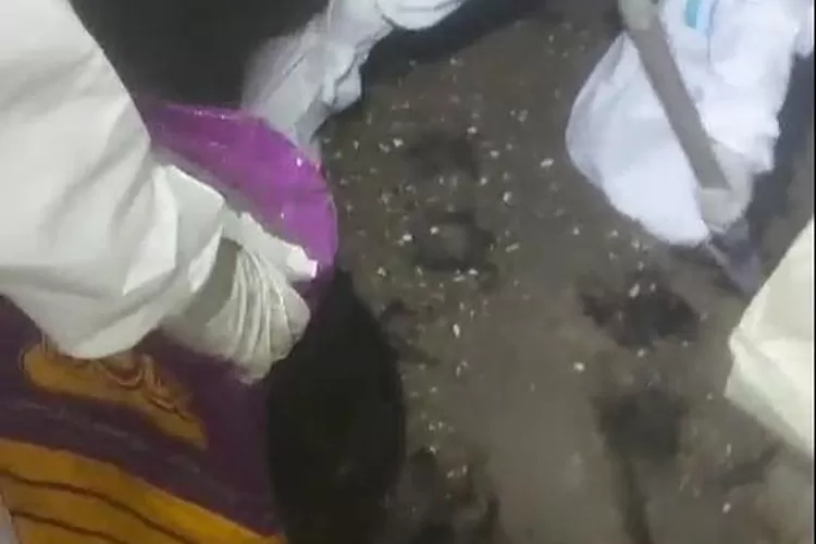 Banyak warga Tangerang yang merasa terganggu dengan bau menyengat dari gedung sarang burung walet. (IG @bpbd.kabtangerang)