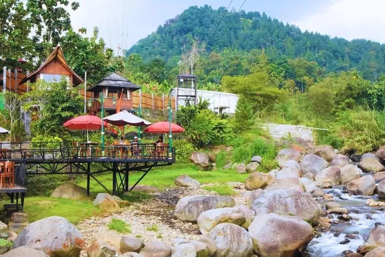 Pendopo Ciherang, Bogor. (Sumber: Instagram @pendopociherang)