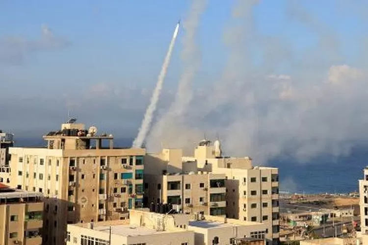 Serangan militan Palestina Hamas di Israel  (Foto: AFP/MAHMUD HAMS)