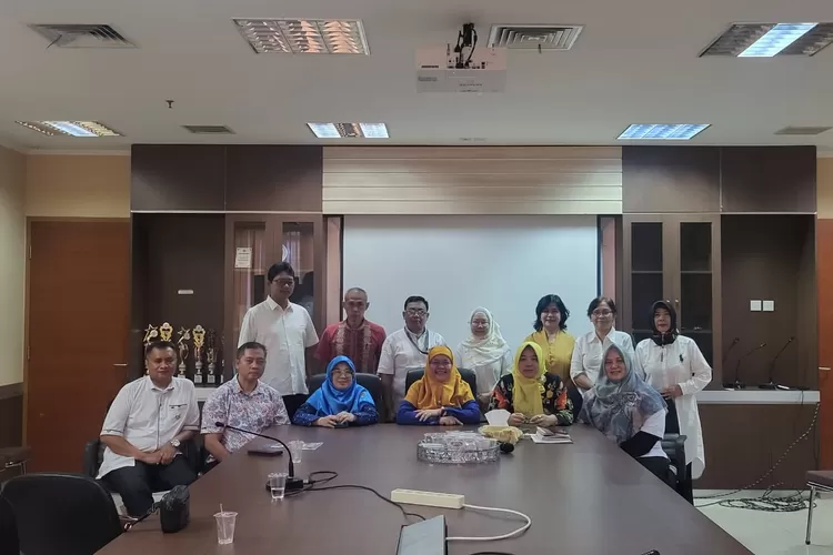 Disdik terima kunjungan HIPKI Kota Depok dalam sosialiasi program kerja dan pengenalan pengurus (Andika Eka)