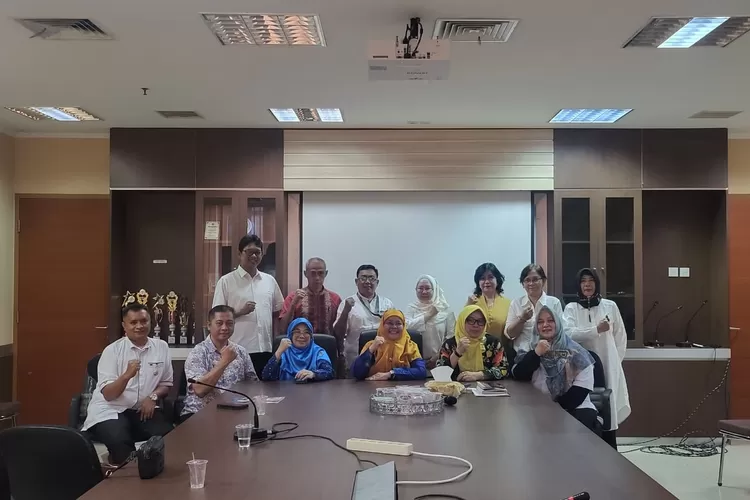 Disdik terima kunjungan HIPKI Kota Depok dalam sosialiasi program kerja dan pengenalan pengurus (Andika Eka)