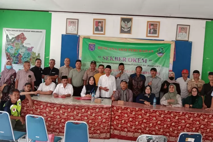 Kegitan silaturahmi Sekber Okem dengan aparatur kelurahan di aula Kelurahan Mekarsari, Kecamatan Cimanggis (Gerard)