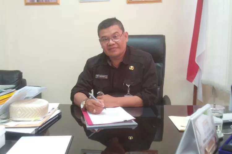 Lurah Jatijajar, Mujahidin (Andika Eka )