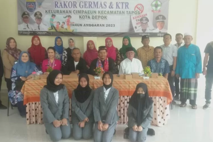 Sambutan Lurah Cimpeun, Mulyadi pada Rakor Germa dan KTR du aula Kelurahan Cimpaeun, Kecamatan Tapos (Andika Eka)