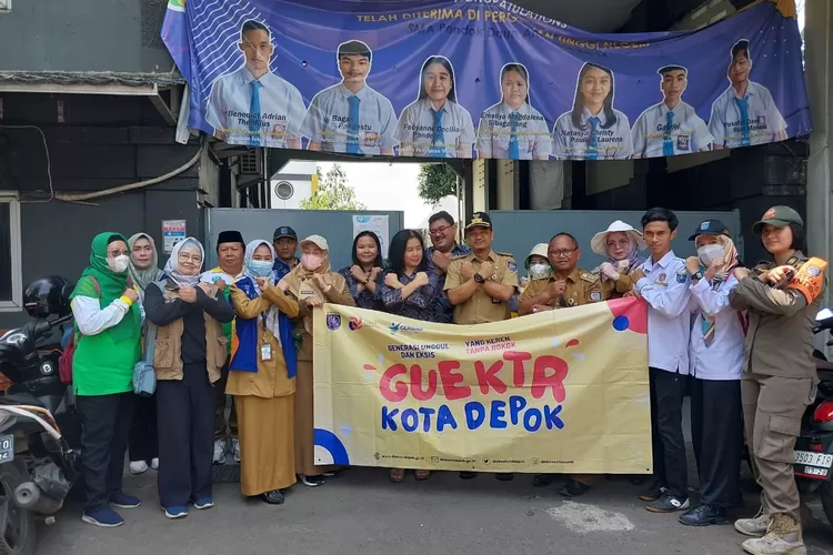 Satuan Tugas (Satgas) KTR Kota Depok melakukan inspeksi mendadak (sidak) di salah satu pabrik yang berada di Kelurahan Curug, Kecamatan Cimanggis. (Andika Eka )