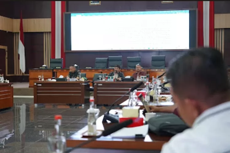 Angkat Isu Buruknya Kualitas Udara Bogor, DPRD Bersama Pemkot Bahas Raperda Transportasi (Metropolitan)