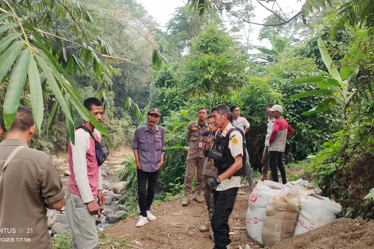 Bocah SD tewas tenggelam di Kali Cihideung Ciampea, Kabupaten Bogor (Ade/Metropolitan)