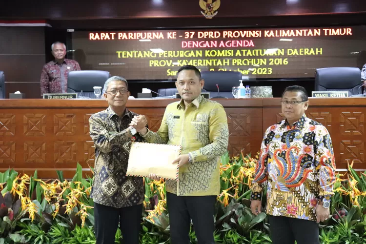 Rapat Paripurna ke-37 DPRD Provinsi Kalimantan Timur tentang Penyampaian Laporan Hasil Reses / Aspirasi Masyarakat Anggota DPRD Provinsi Kalimantan Timur Masa Sidang II Tahun 2023. (DPRD Kaltim)