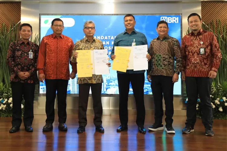 BRI dan BPJS Ketenagakerjaan menjalin kerja sama menjamin penerima KUR (BRI)